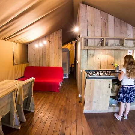 Mille Etoiles Luxury tent
