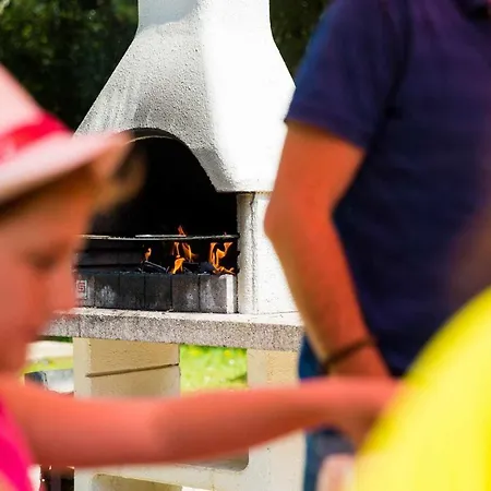 Camping Mille Etoiles *
