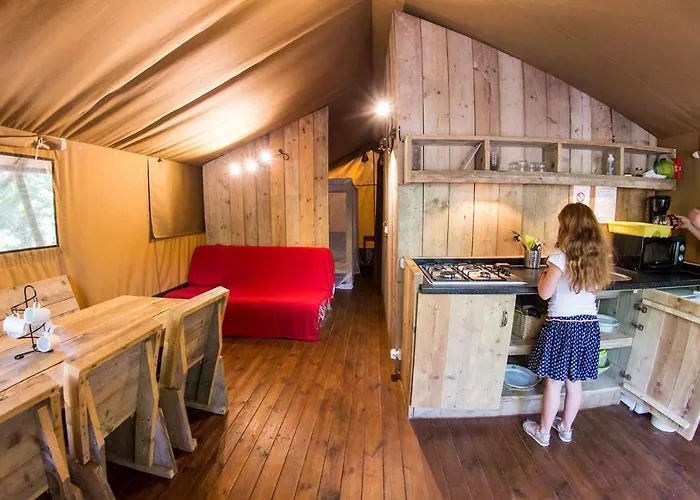 Camping Mille Etoiles 럭셔리텐트